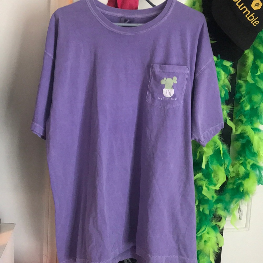 2 Zeta Tau Alpha crew neck t-shirt’s